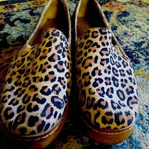 Tom’s platform slip ons size 9.5